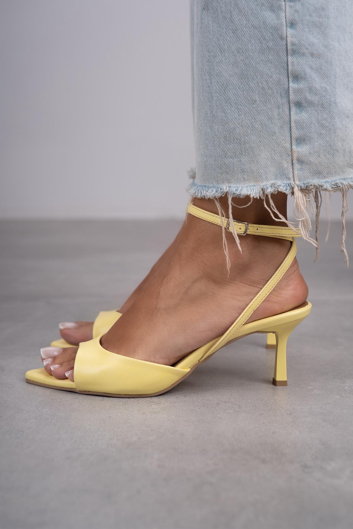 ASHLEY SARI AYAKKABI SARI