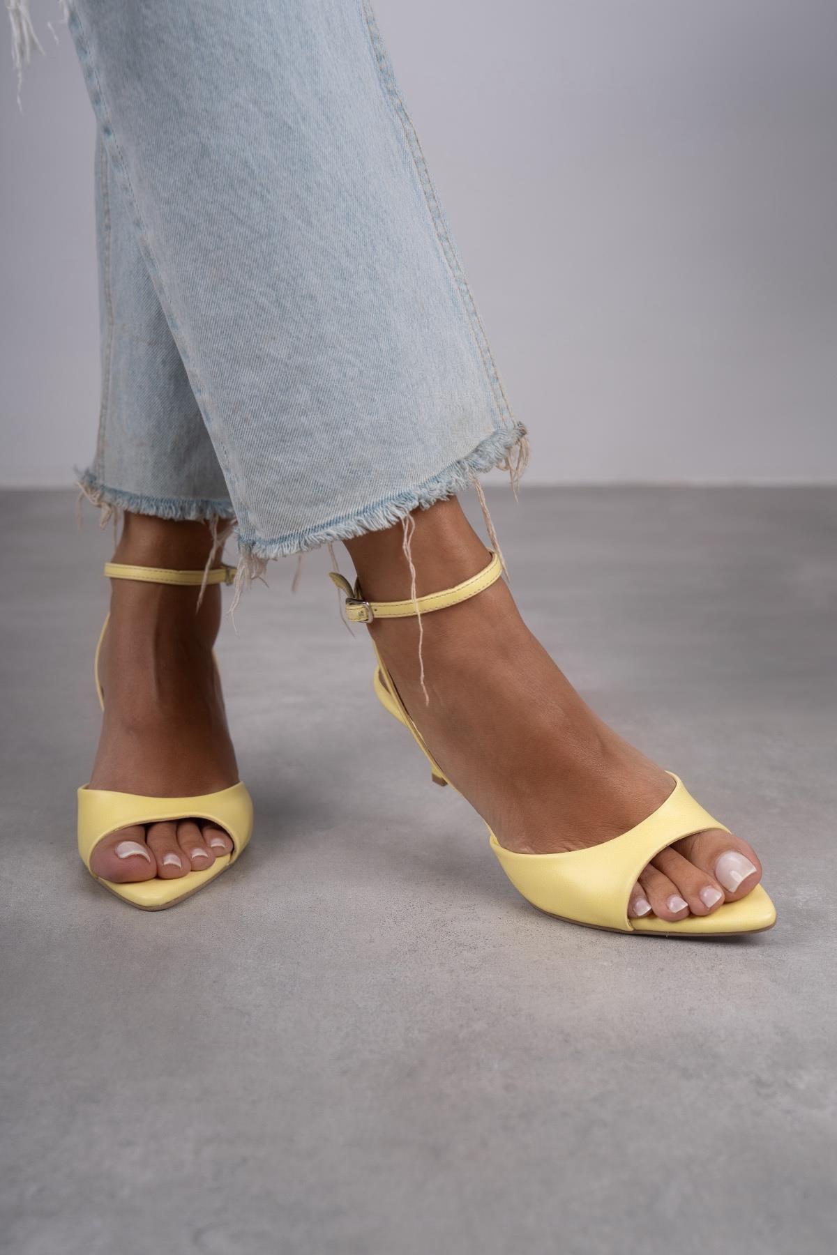 ASHLEY SARI AYAKKABI SARI