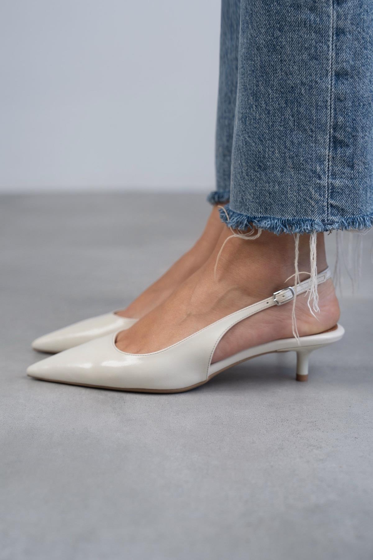 AURA EKRU DERİ AYAKKABI EKRU