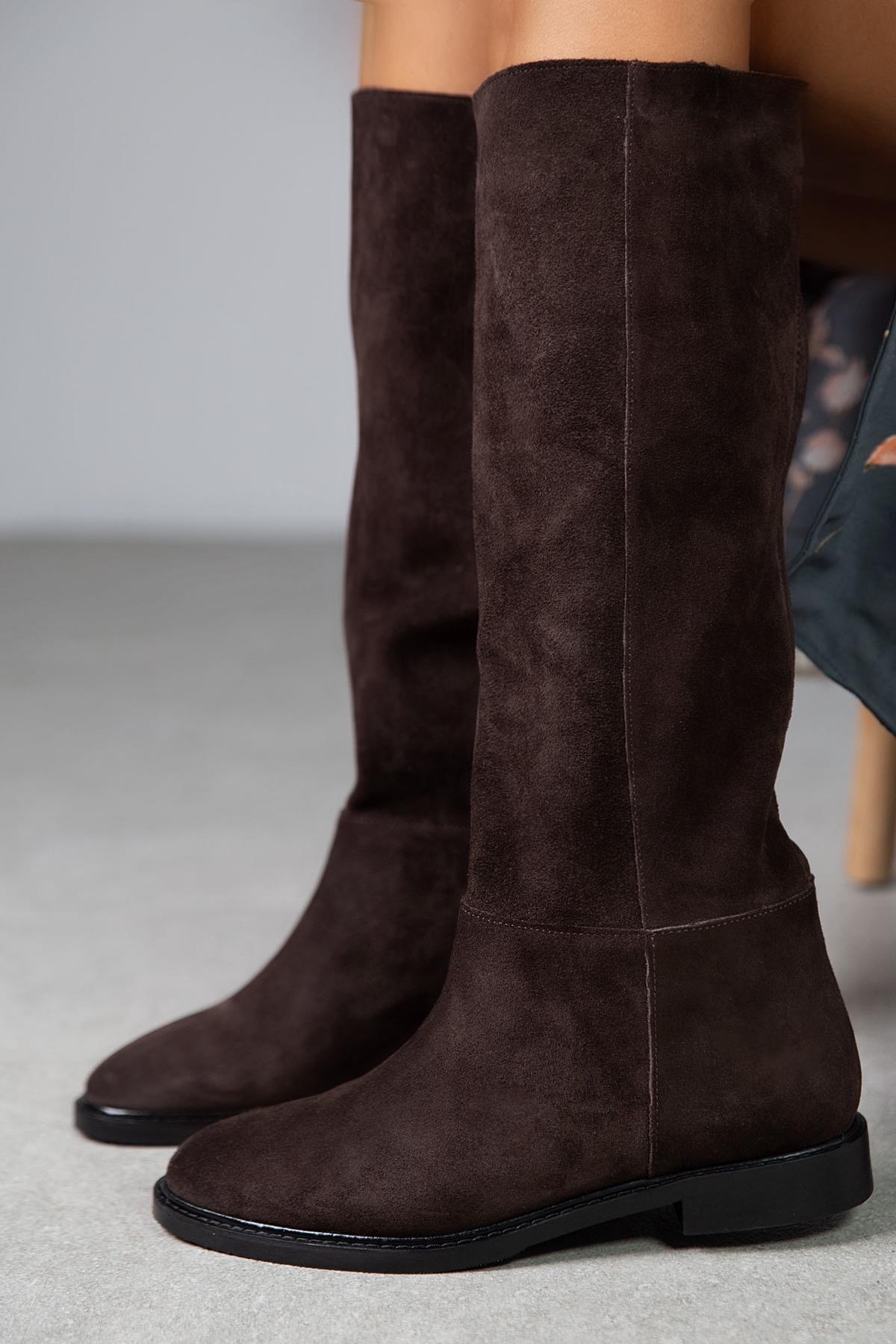 AWAY KOYU KAHVE SÜET ÇİZME KAHVE