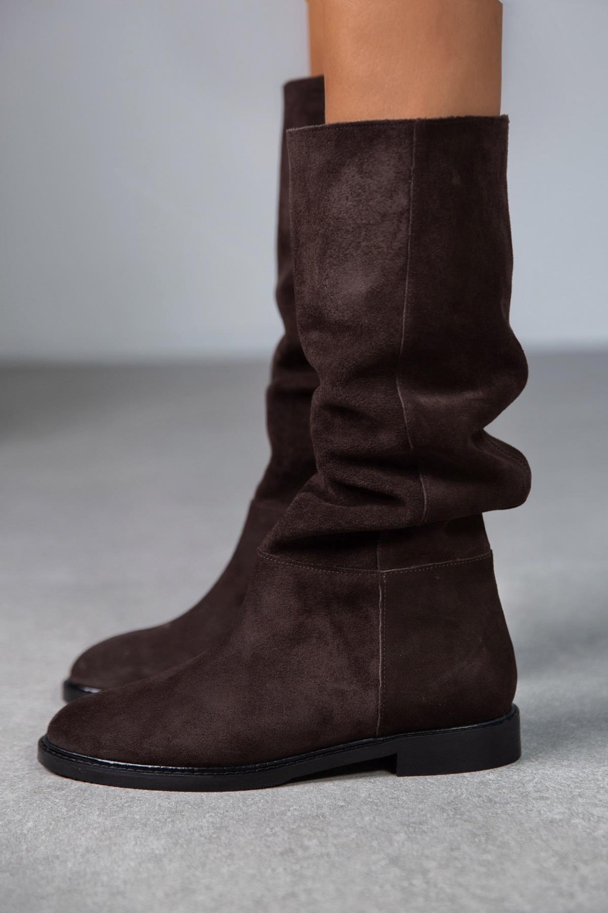 AWAY KOYU KAHVE SÜET ÇİZME KAHVE