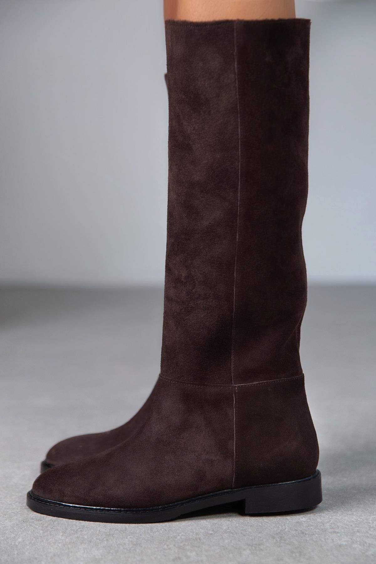 AWAY KOYU KAHVE SÜET ÇİZME KAHVE