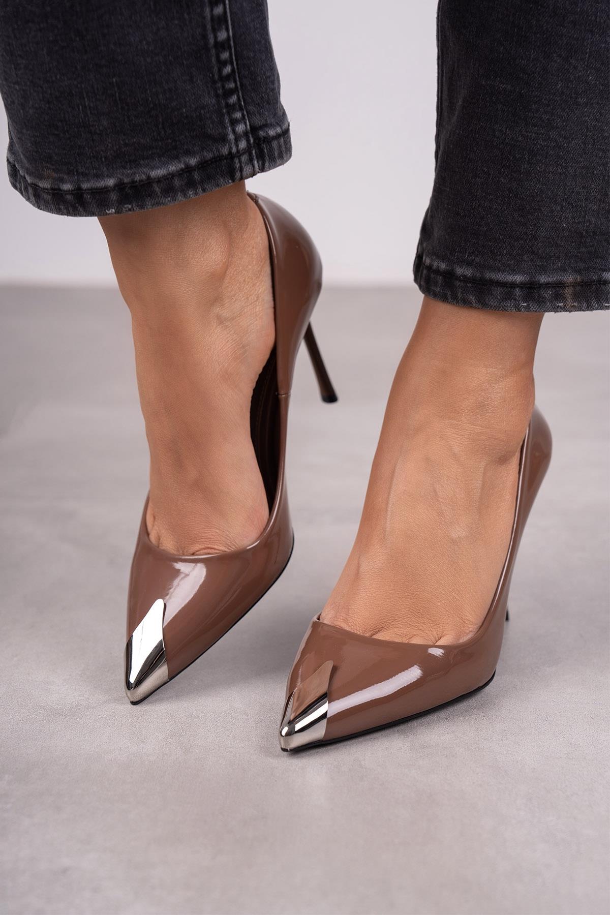 BLAZE ÇİKOLATA RUGAN STİLETTO ÇİKOLATA RUGAN