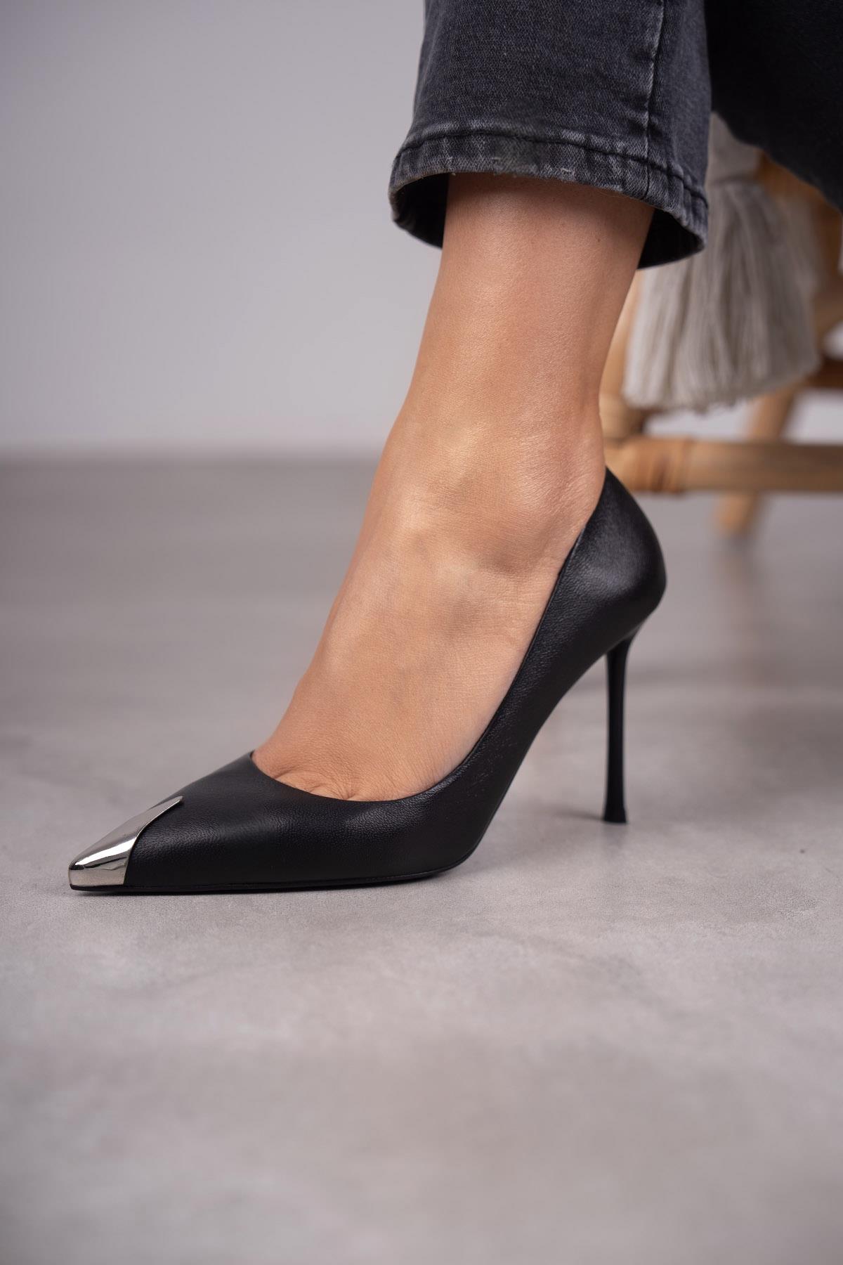 BLAZE SİYAH DERİ STİLETTO SİYAH DERİ