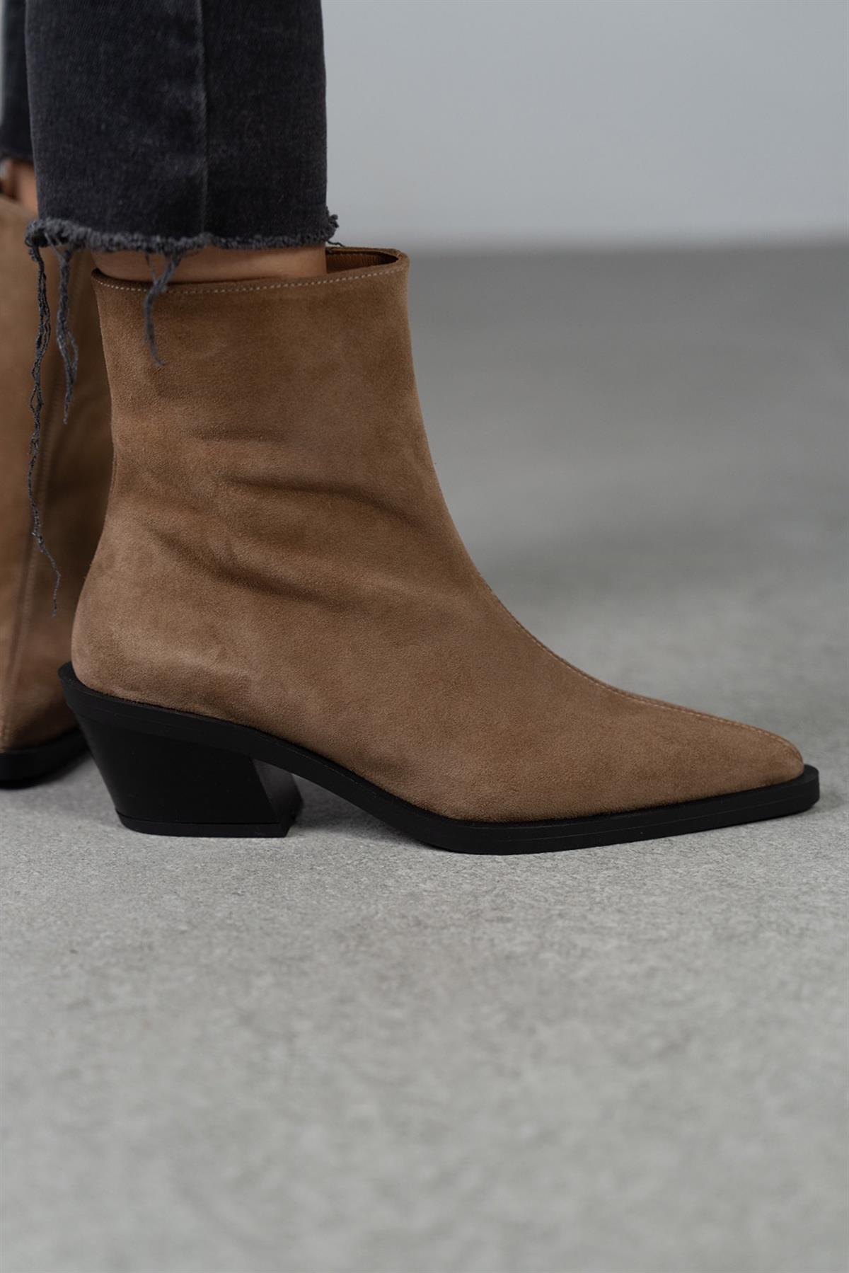 BONNY AÇIK KAHVE SÜET BOT KAHVE