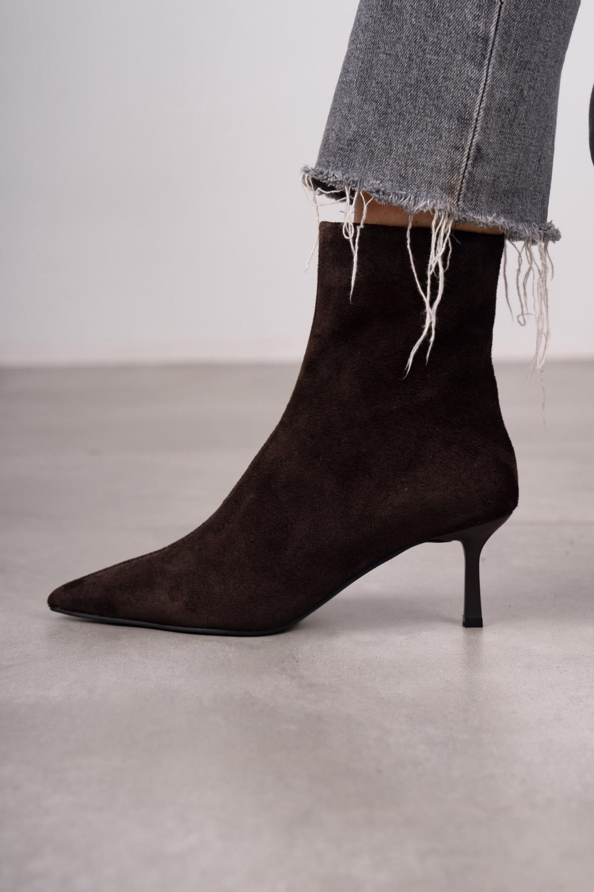 CAMİLİA KOYU KAHVE SÜET BOT KAHVE