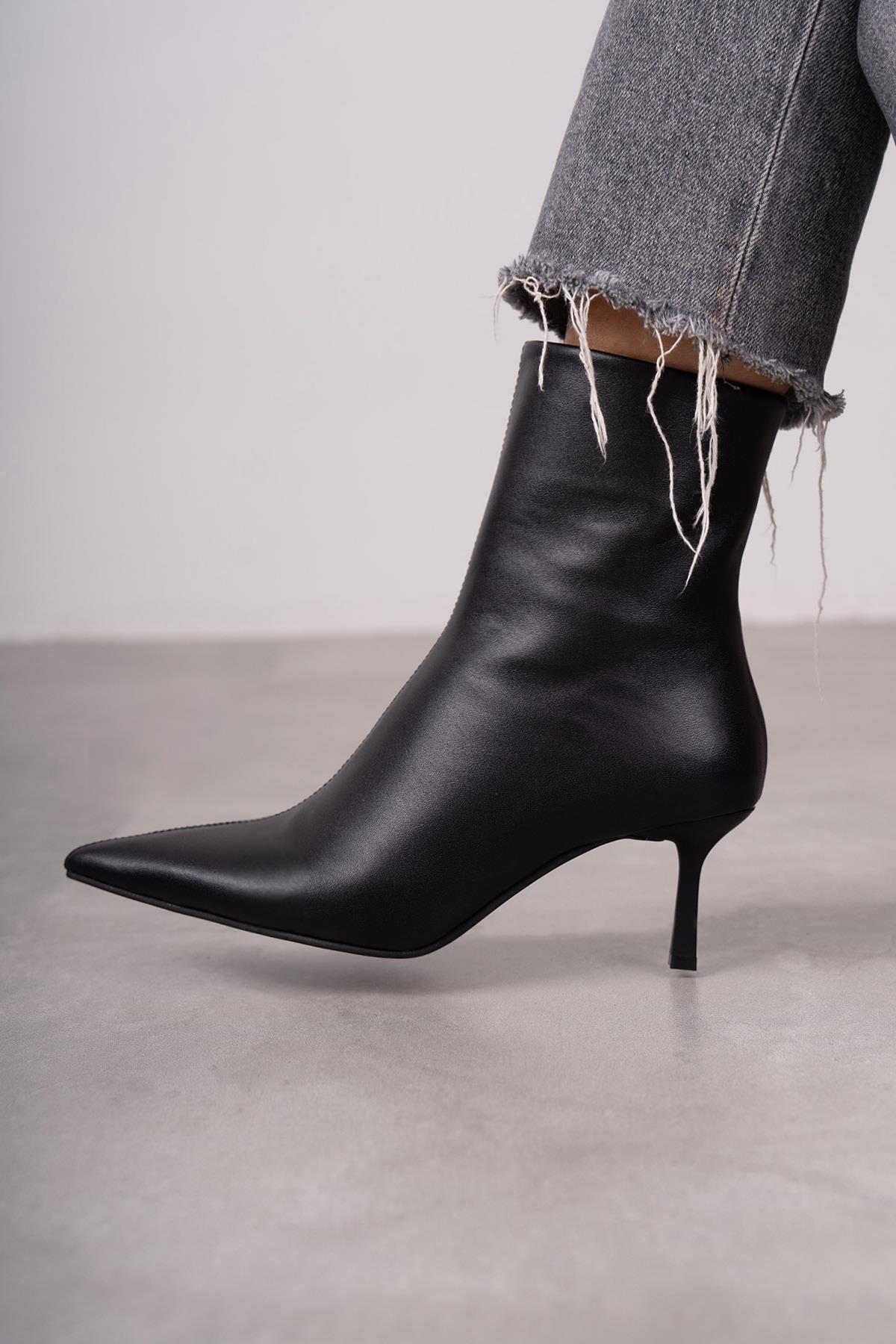 CAMİLİA SİYAH DERİ BOT SİYAH DERİ