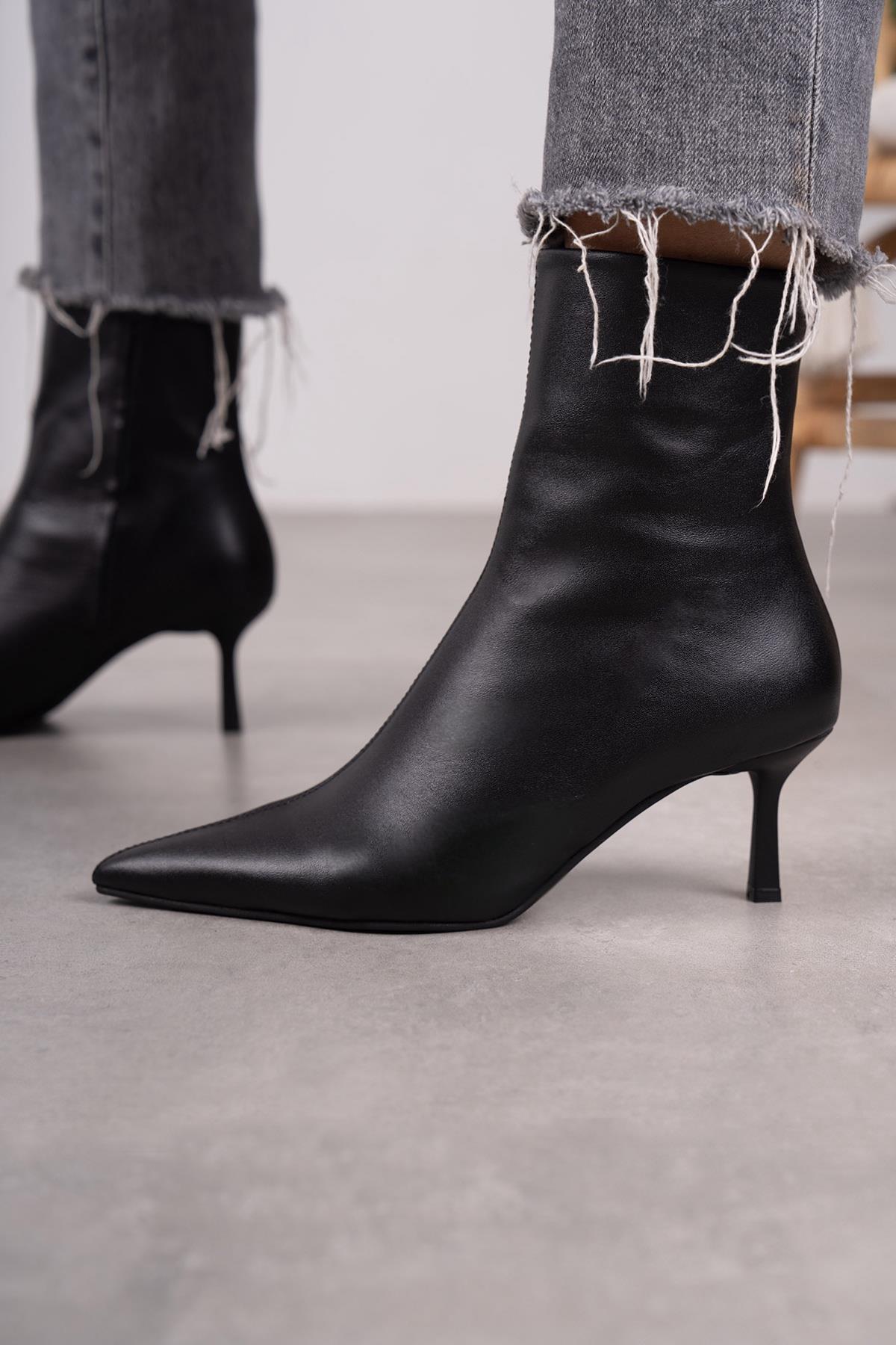 CAMİLİA SİYAH DERİ BOT SİYAH DERİ