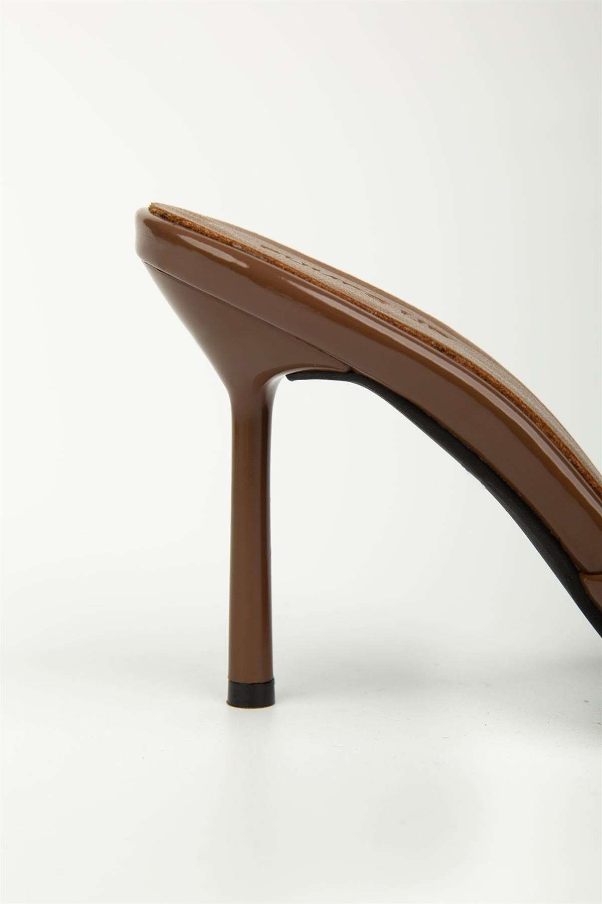 CARMEN ÇİKOLATA RUGAN TERLİK ÇİKOLATA RUGAN