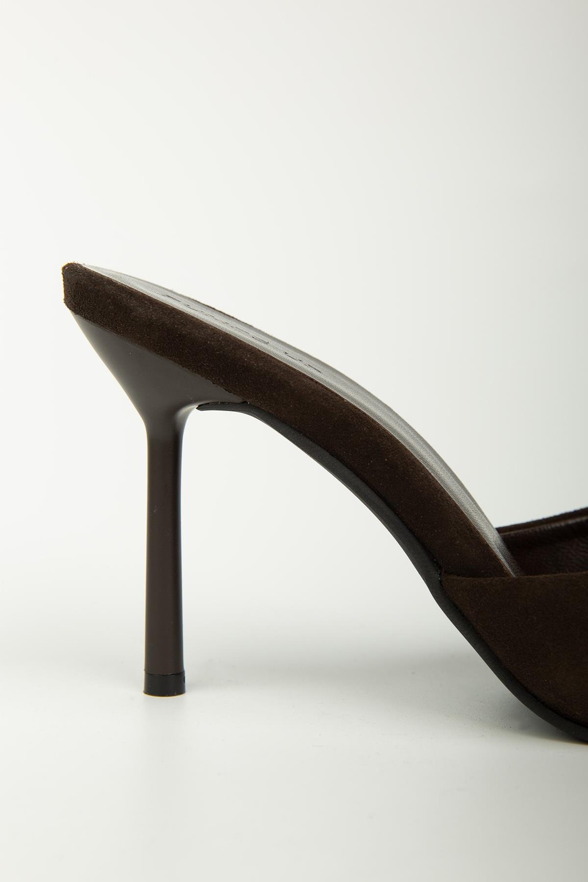 CARMEN KOYU KAHVE SÜET HAKİKİ DERİ TERLİK KAHVE