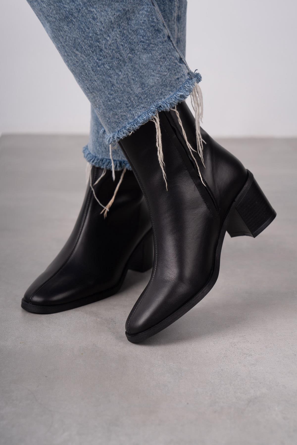 ELENOR SİYAH DERİ BOT SİYAH DERİ