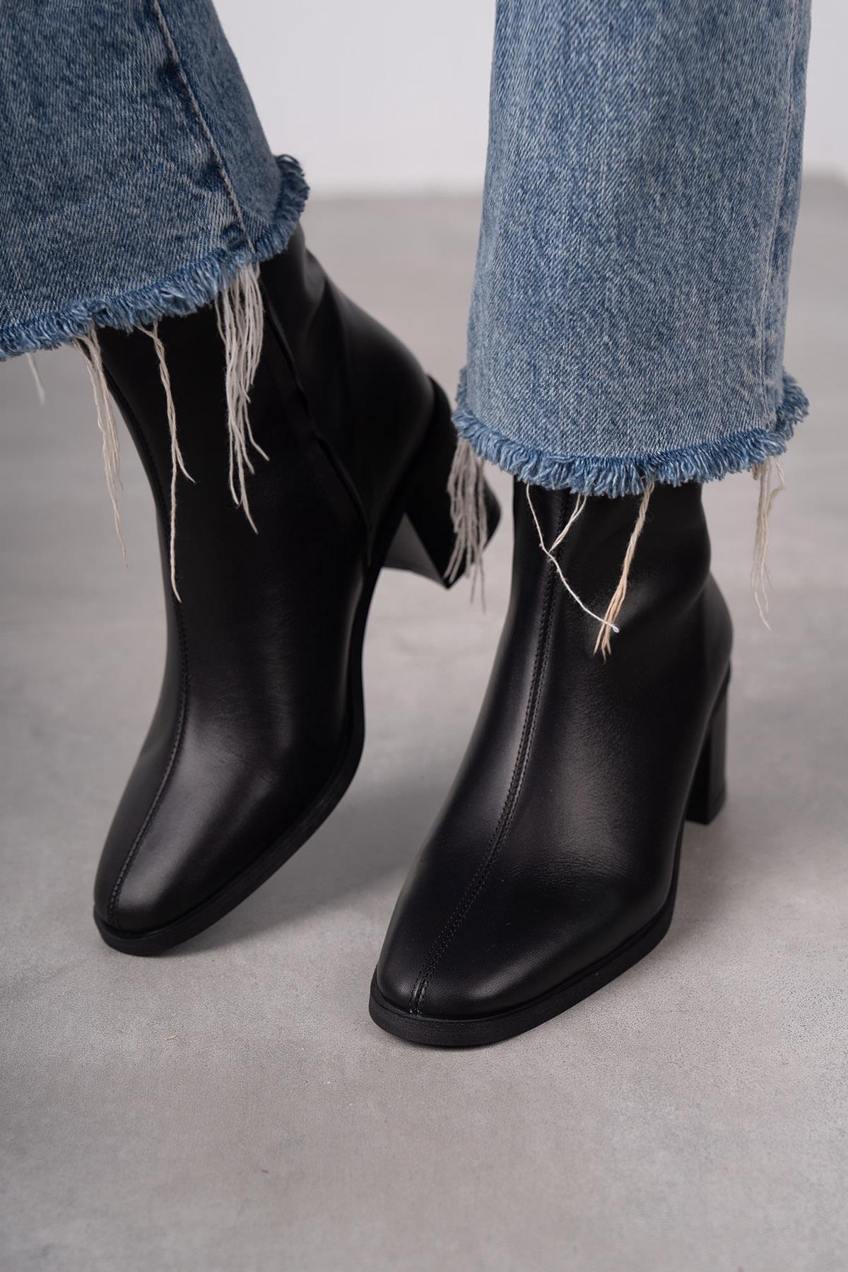 ELENOR SİYAH DERİ BOT SİYAH DERİ