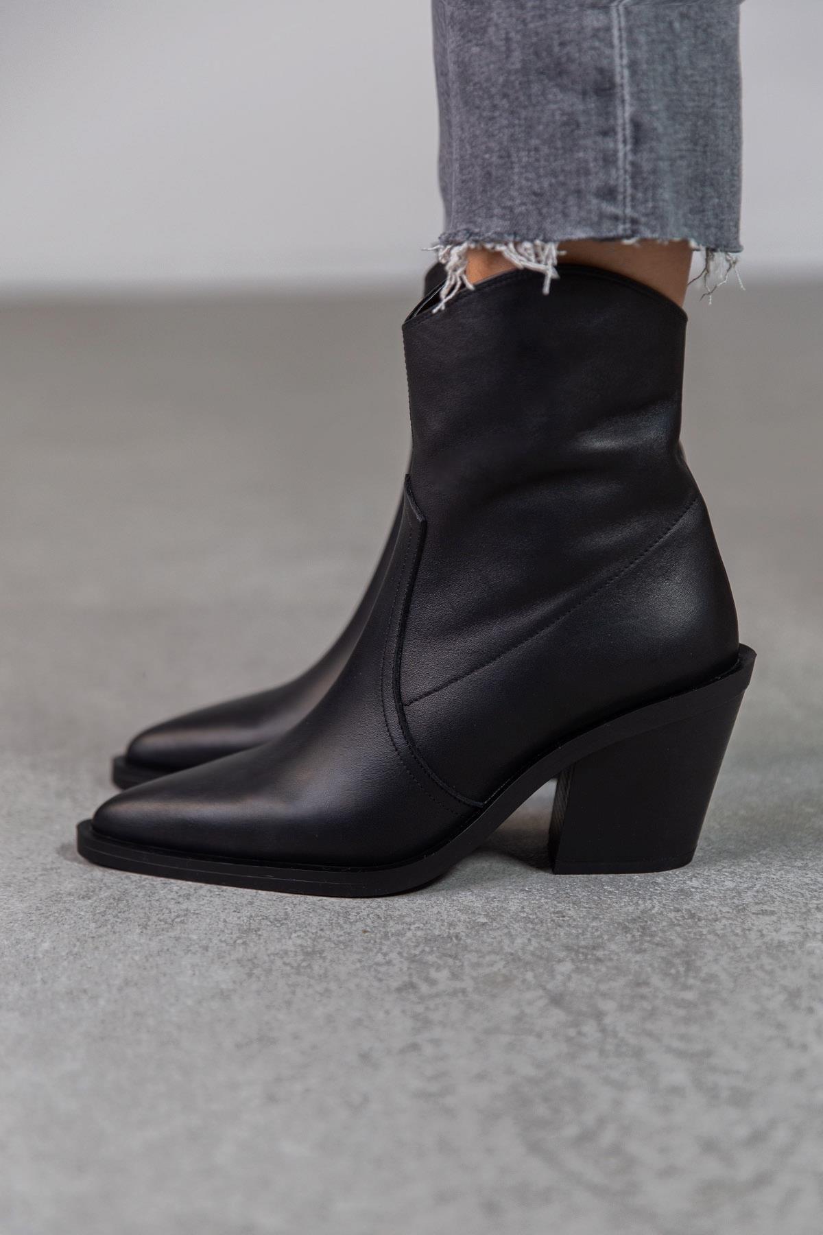 ESCAPE SİYAH DERİ KOVBOY SİYAH