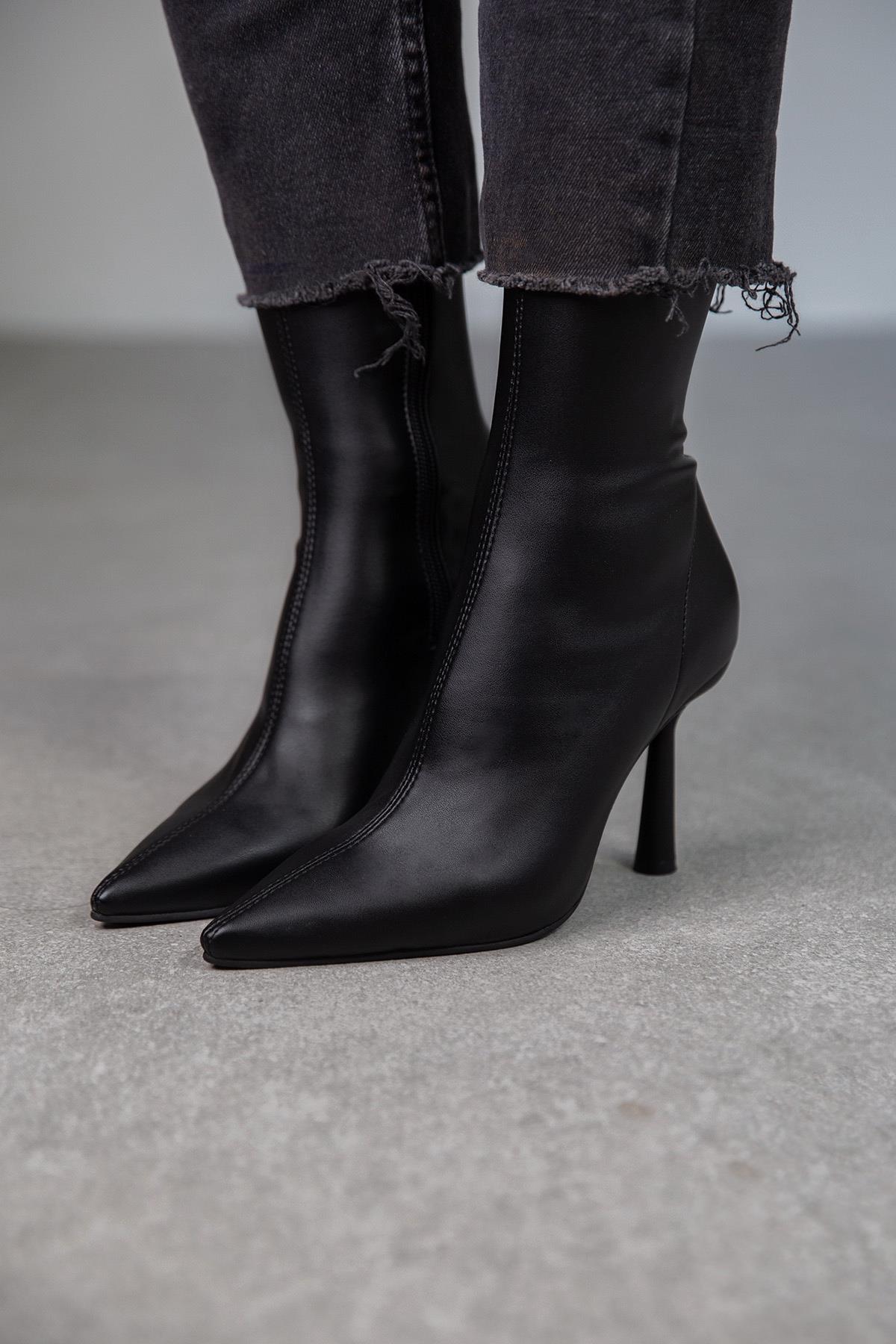 FALL STREÇ SİYAH DERİ BOT SİYAH