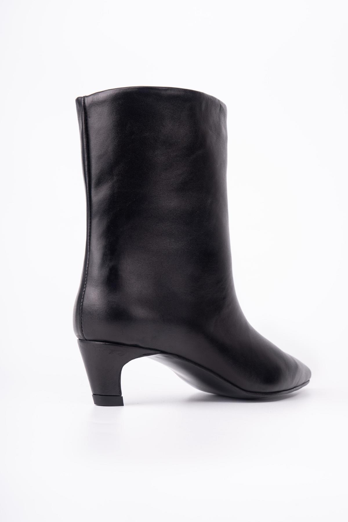 HERA SİYAH DERİ BOT - H SİYAH DERİ