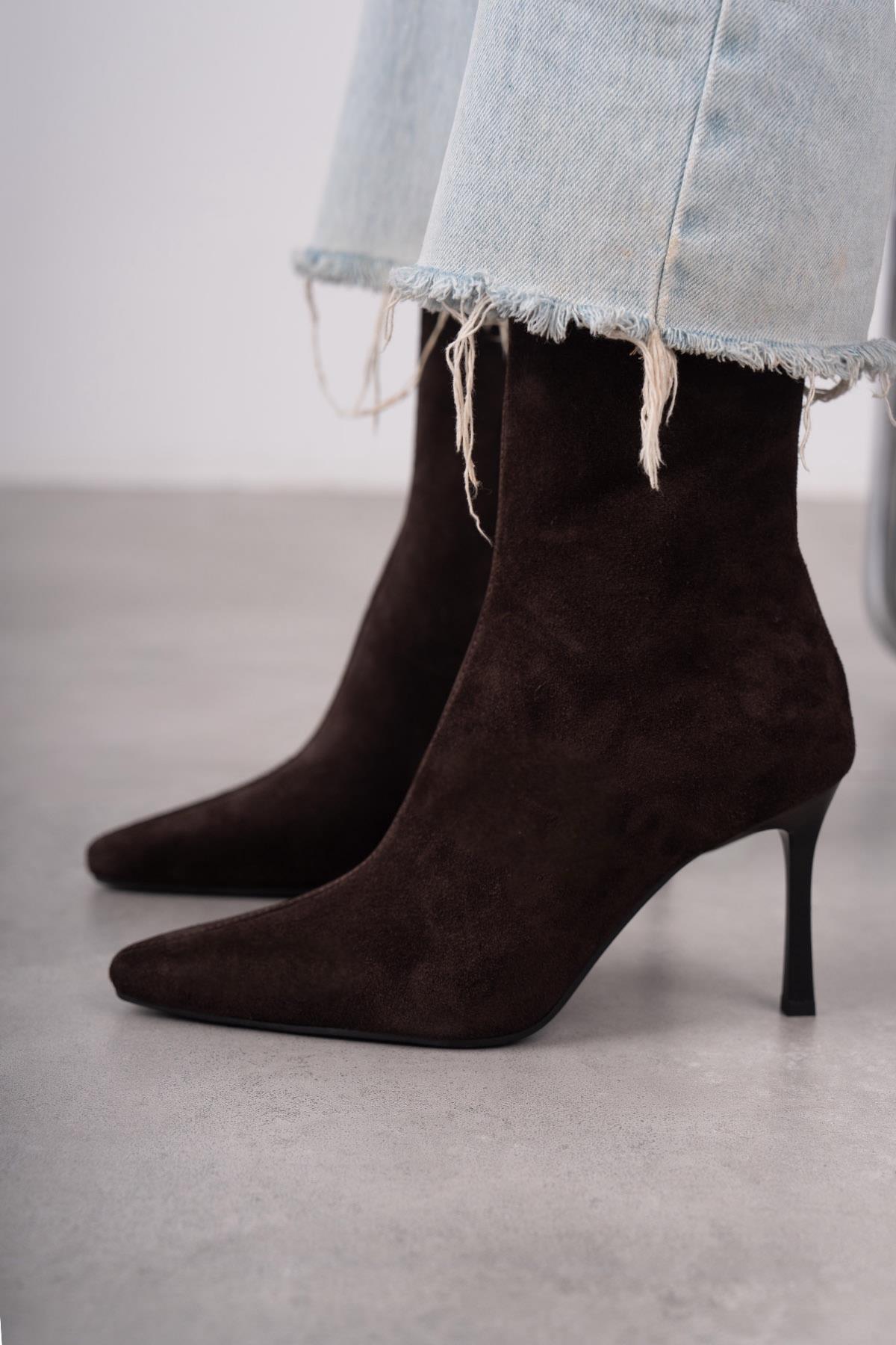 İSABEL KOYU KAHVE SÜET BOT KAHVE