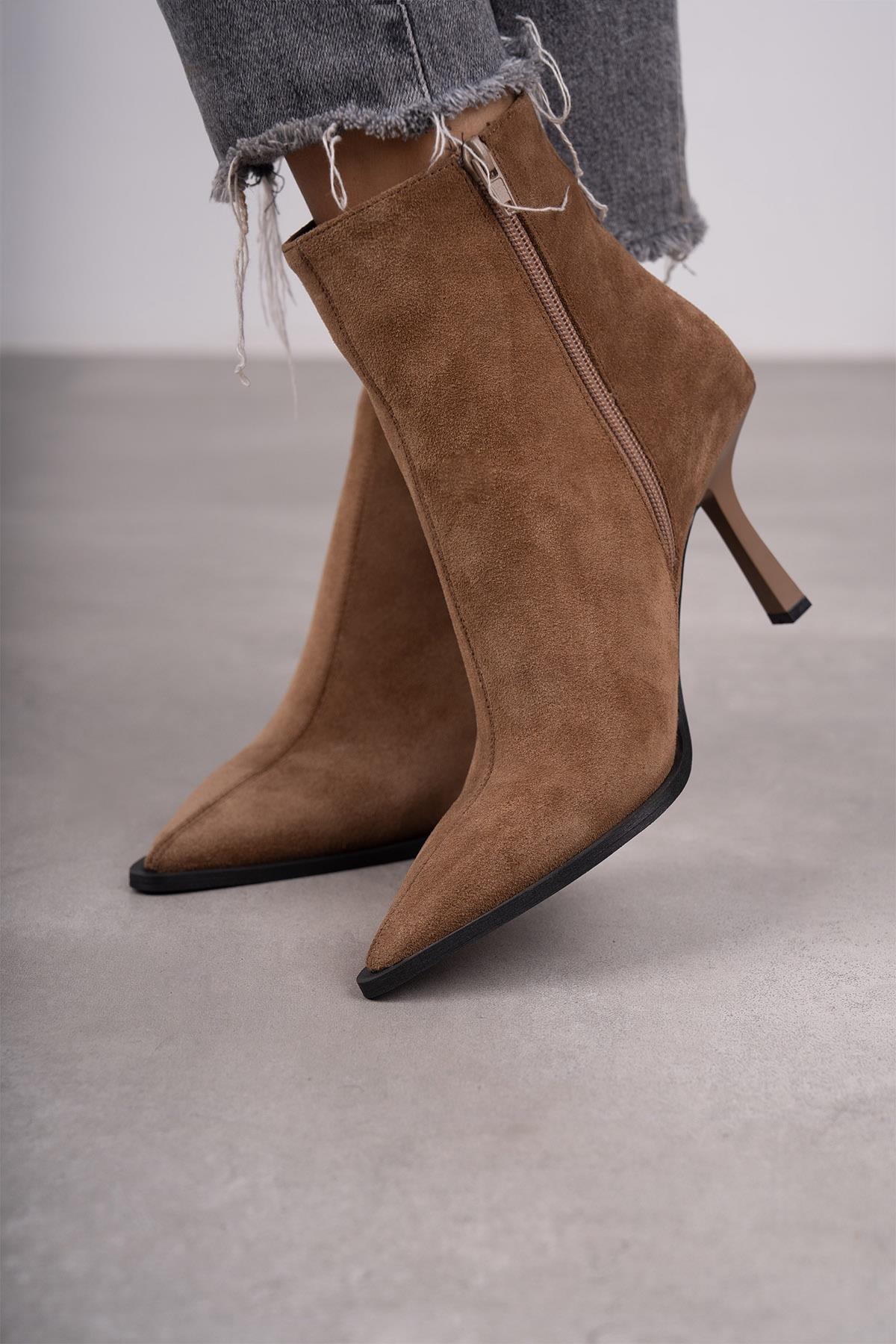 JANET AÇIK KAHVE SÜET BOT KAHVE