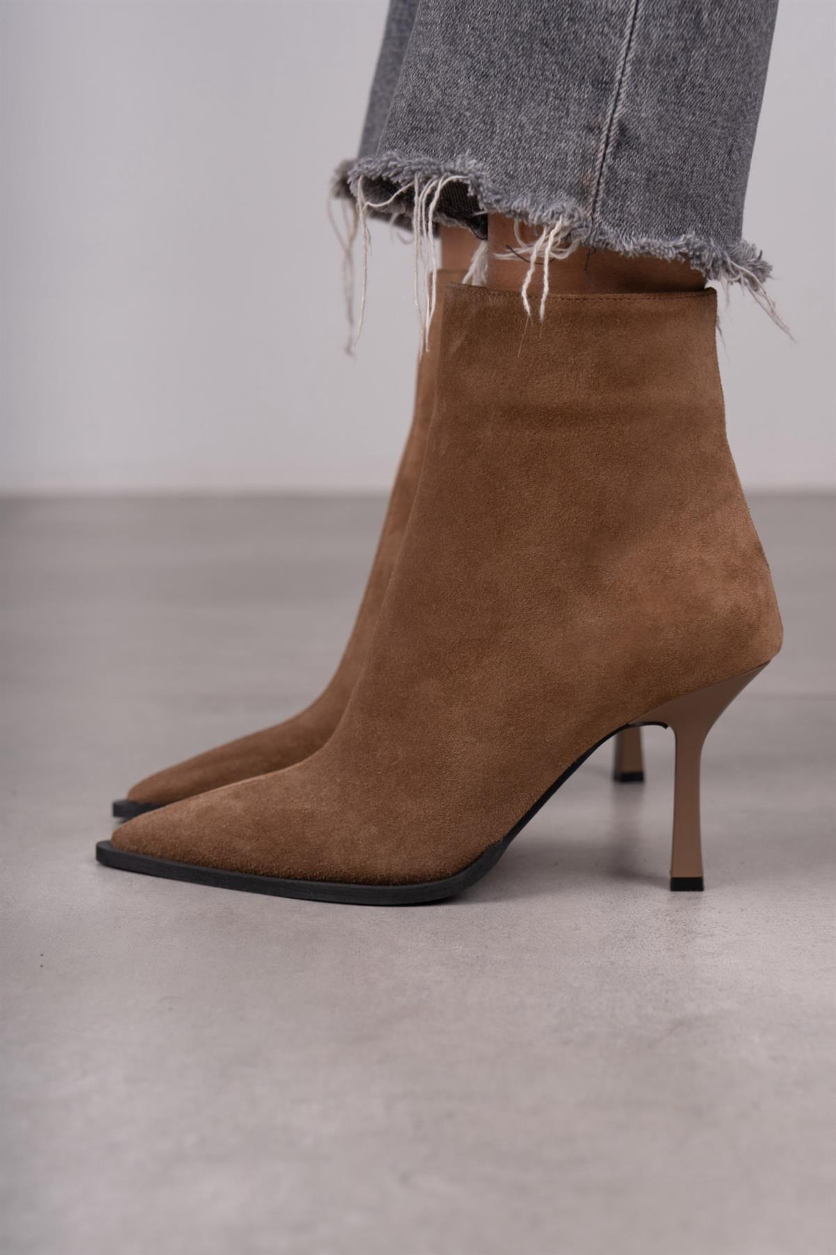 JANET AÇIK KAHVE SÜET BOT KAHVE