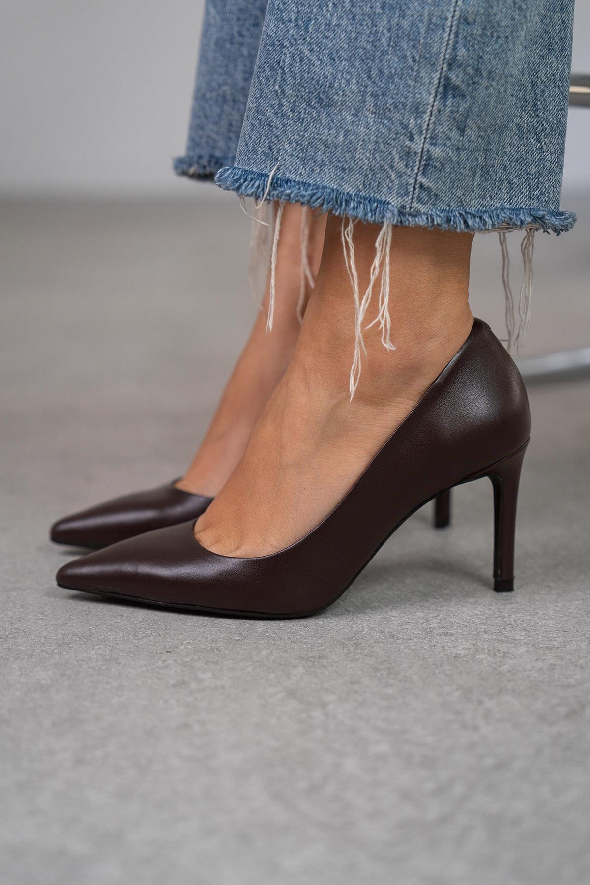 LARA KAHVE DERİ HAKİKİ DERİ STİLETTO KAHVE