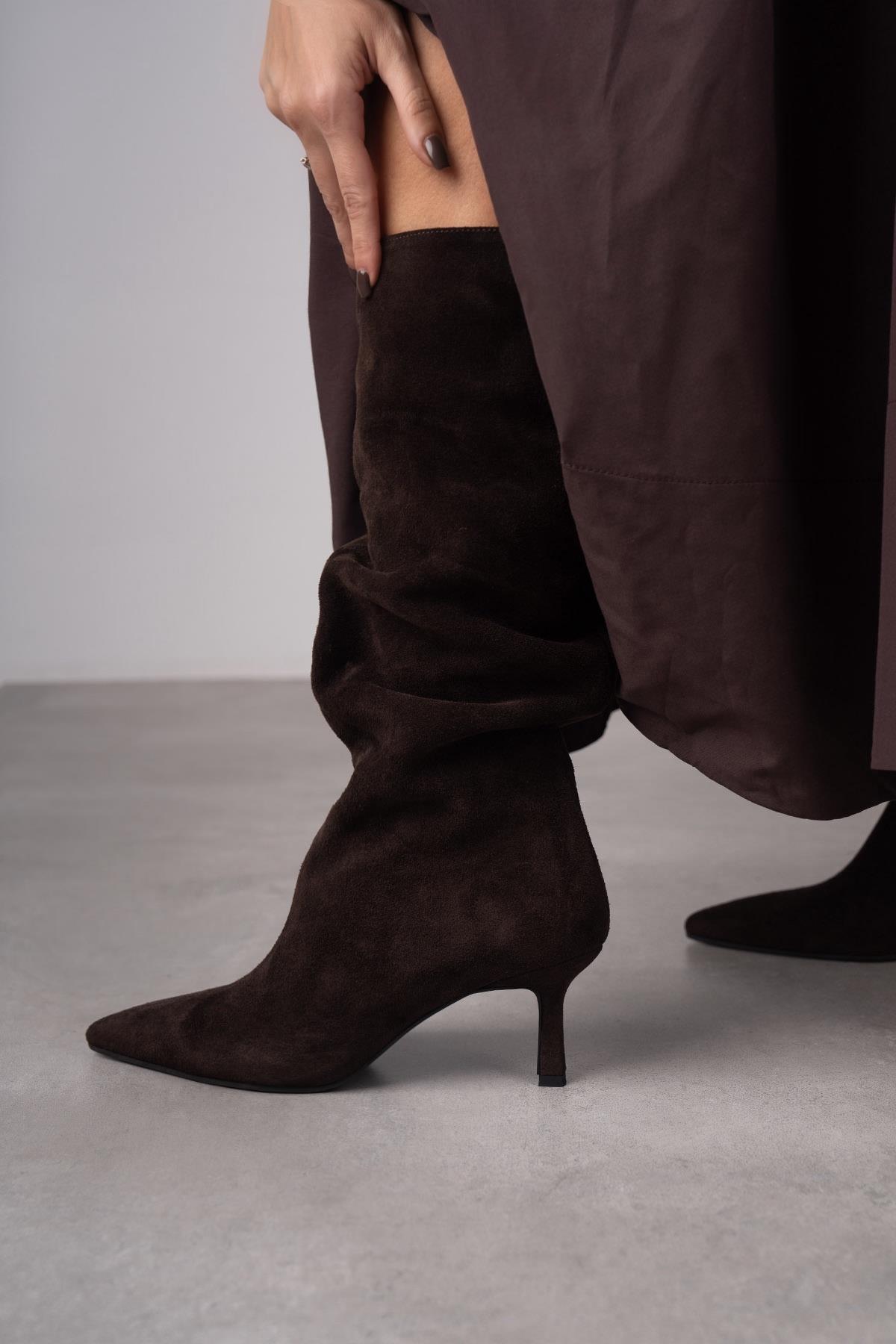 LİZA KOYU KAHVE SÜET ÇİZME KAHVE