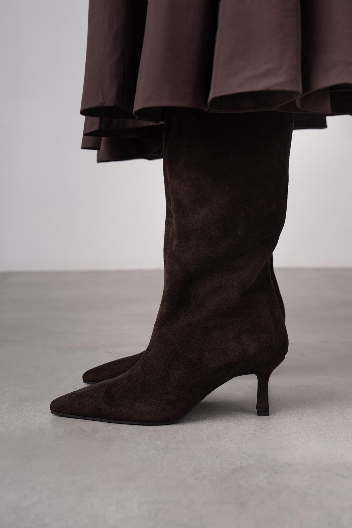 LİZA KOYU KAHVE SÜET ÇİZME KAHVE