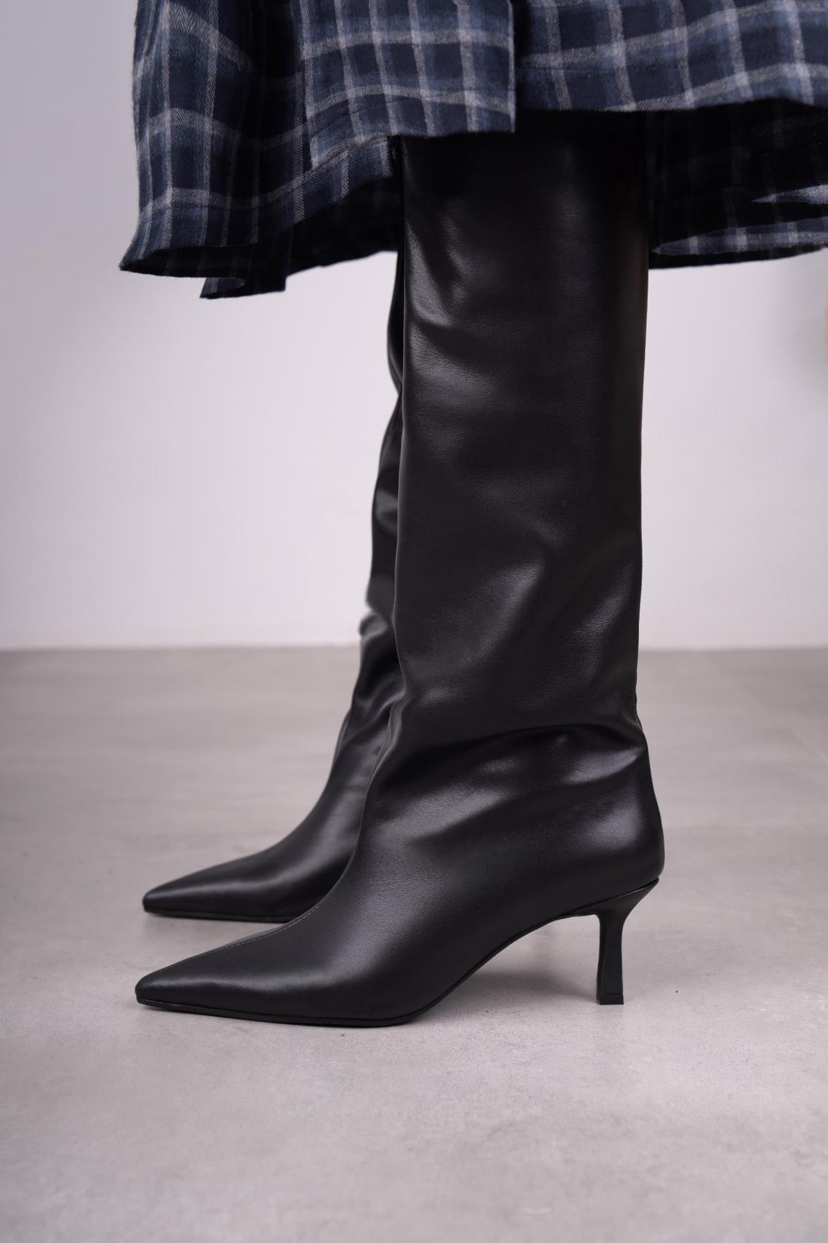 LİZA SİYAH DERİ ÇİZME SİYAH DERİ