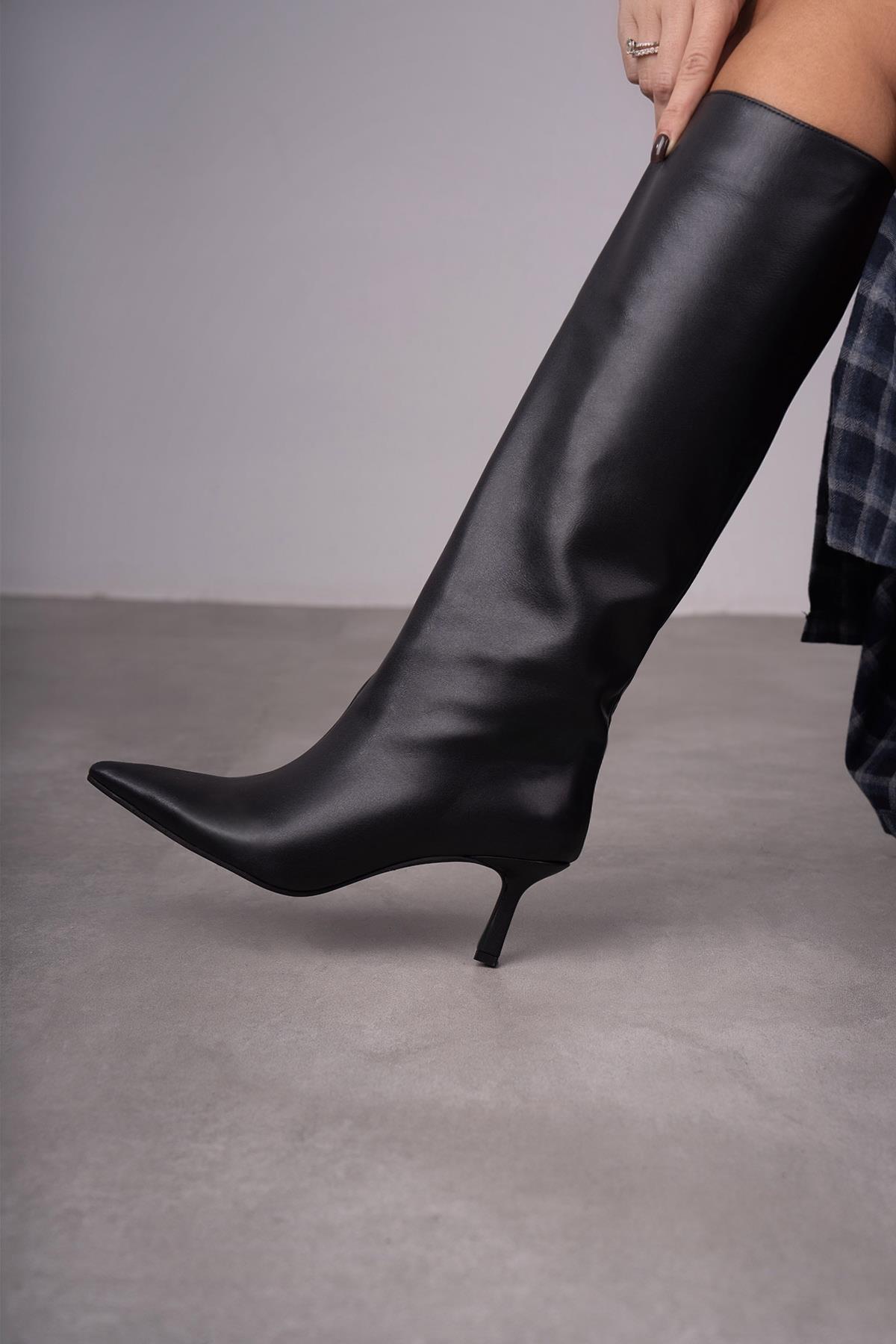 LİZA SİYAH DERİ ÇİZME SİYAH DERİ