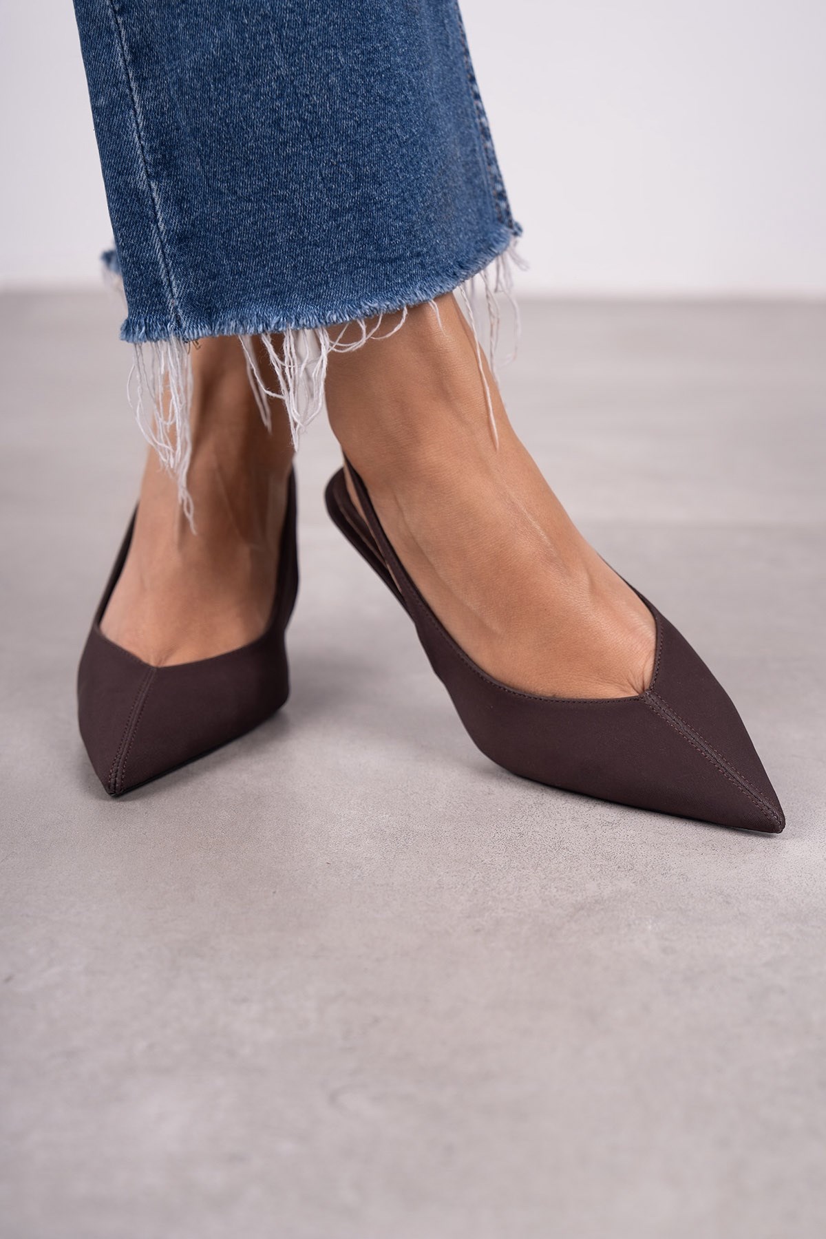 MARY KAHVE MAT SATEN AYAKKABI KAHVE