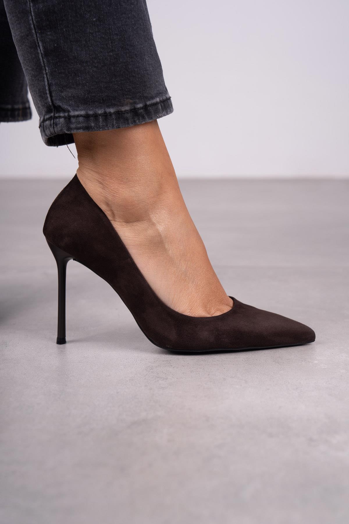 QUEEN KOYU KAHVE SÜET STİLETTO KAHVE