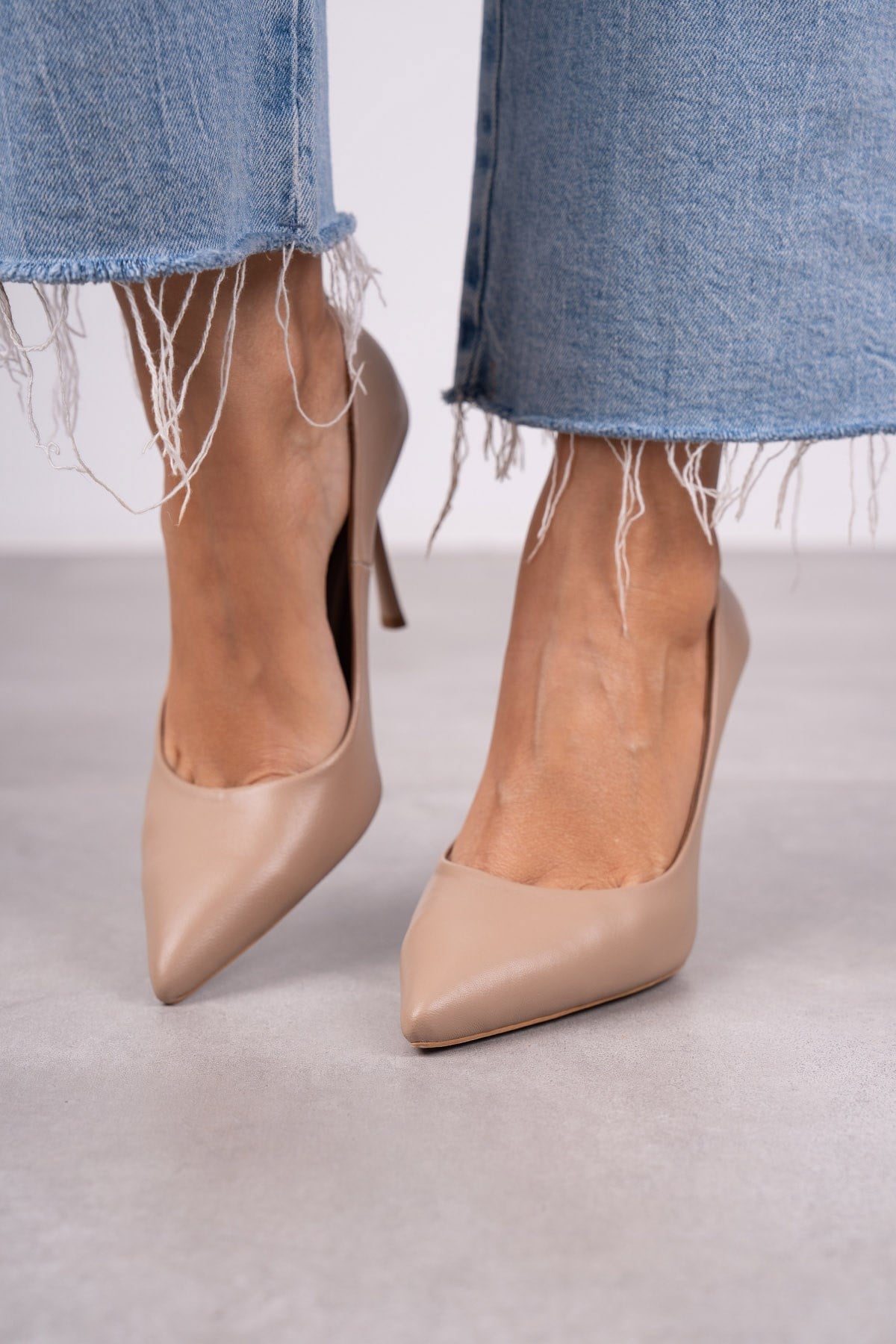 QUEEN TEN DERİ STİLETTO TEN DERİ