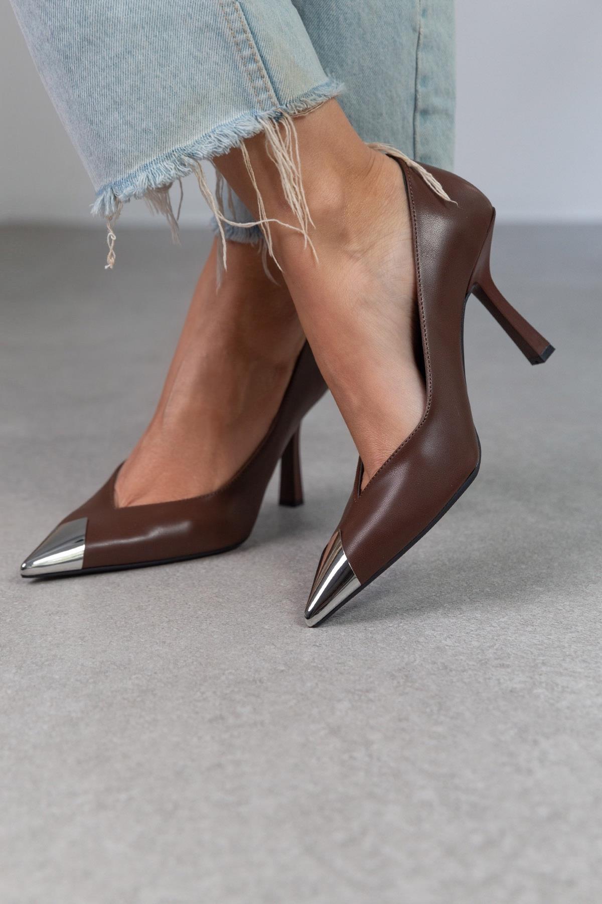 ROCK KAHVE DERİ STİLETTO KAHVE