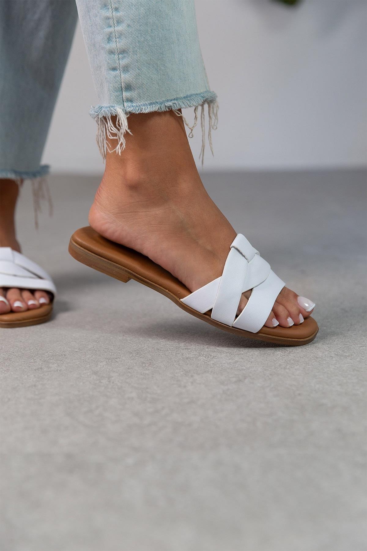 STELLA BEYAZ TERLİK BEYAZ