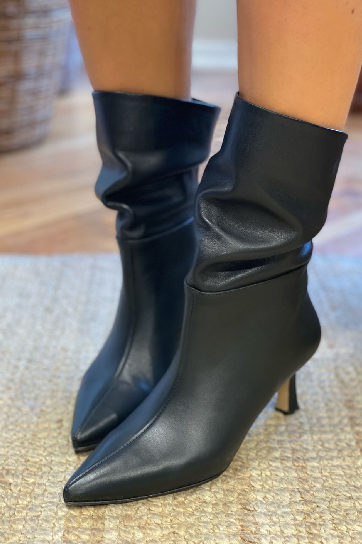 TİNA SİYAH DERİ BOT SİYAH