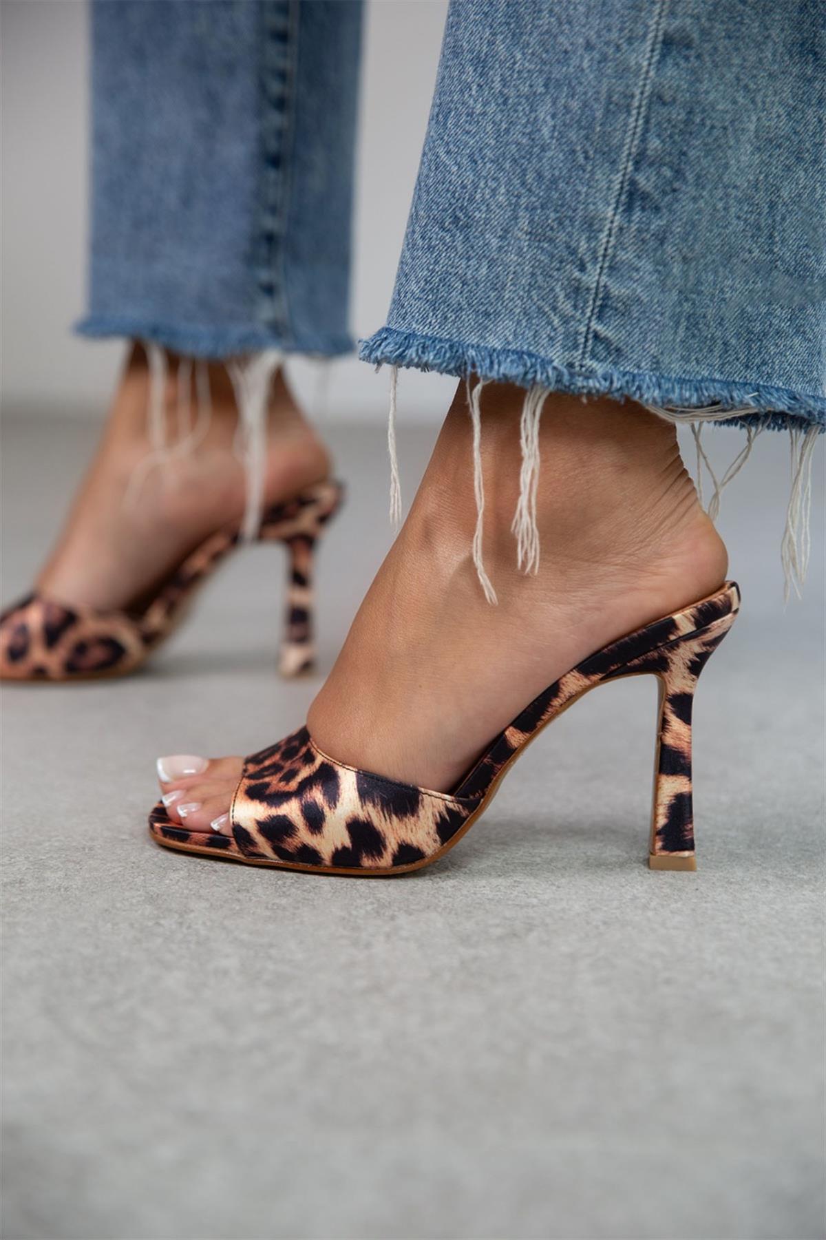 TRACY BEJ LEO TERLİK LEO