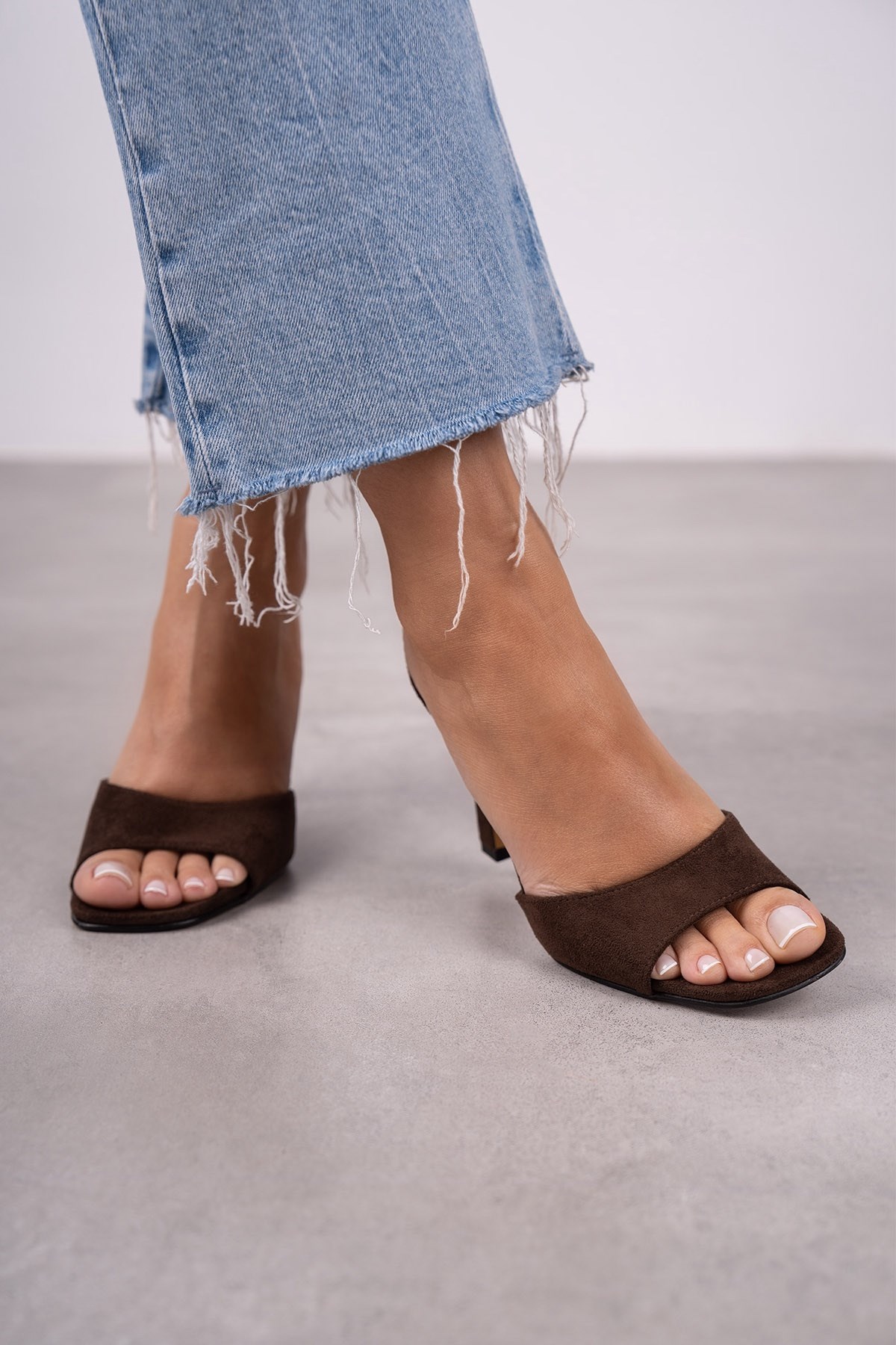 TRACY KOYU KAHVE SÜET TERLİK KAHVE SÜET