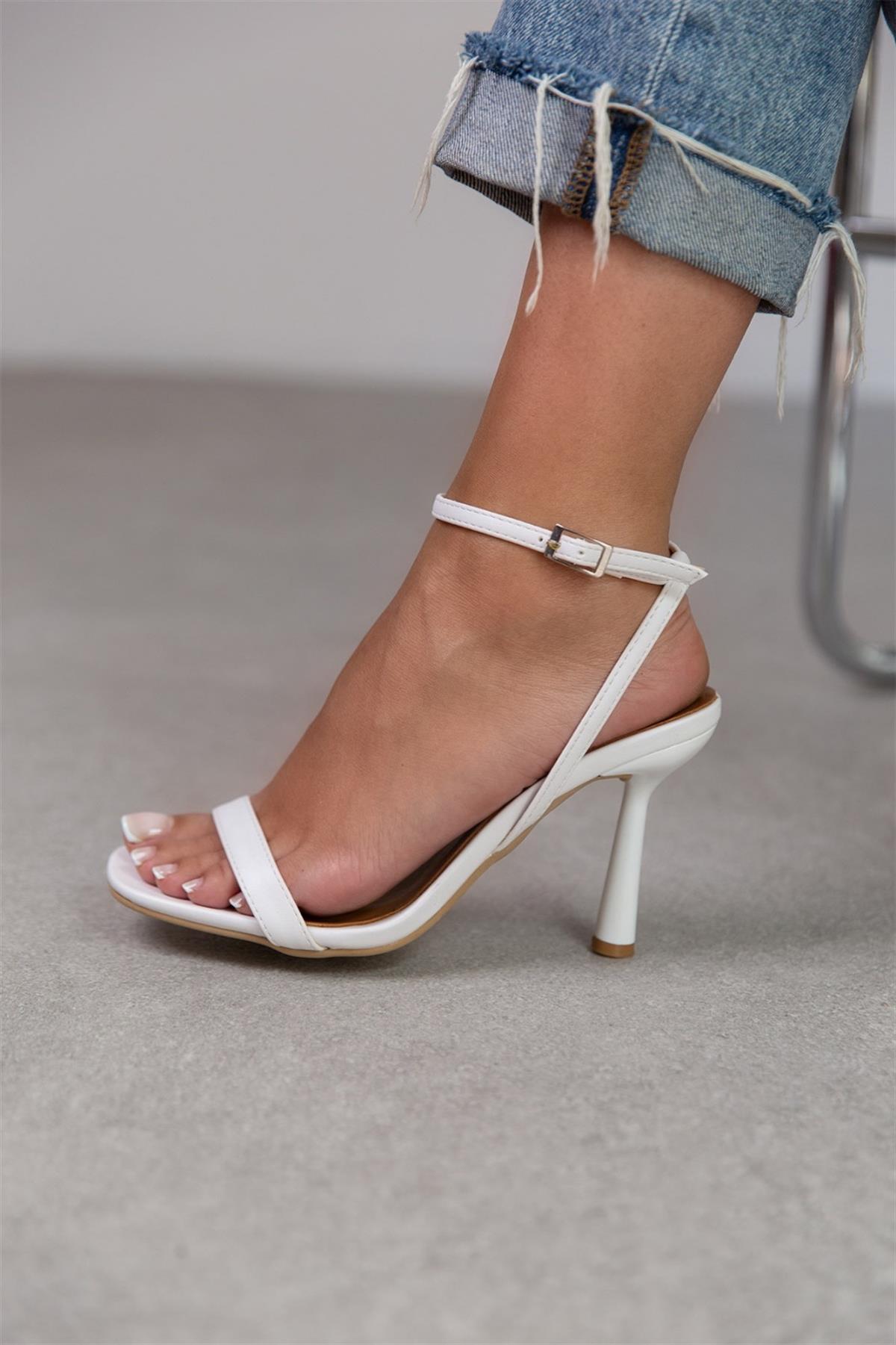 VANESSA BEYAZ DERİ SANDALET BEYAZ