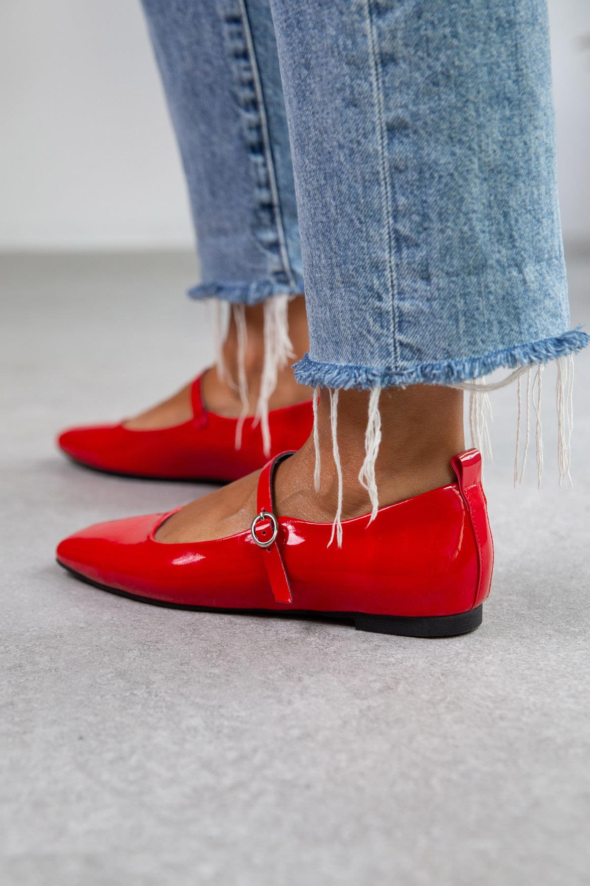 WİSH KIRMIZI RUGAN BABET KIRMIZI