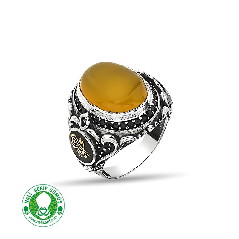 Değişebilir Yan Sembollü Oval Kasalı Kapşonlu Sarı Akik Taşlı Gümüş Erkek Yüzük