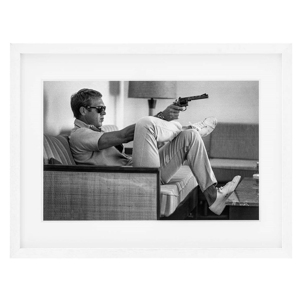 Steve McQueen takes Aim Tablo