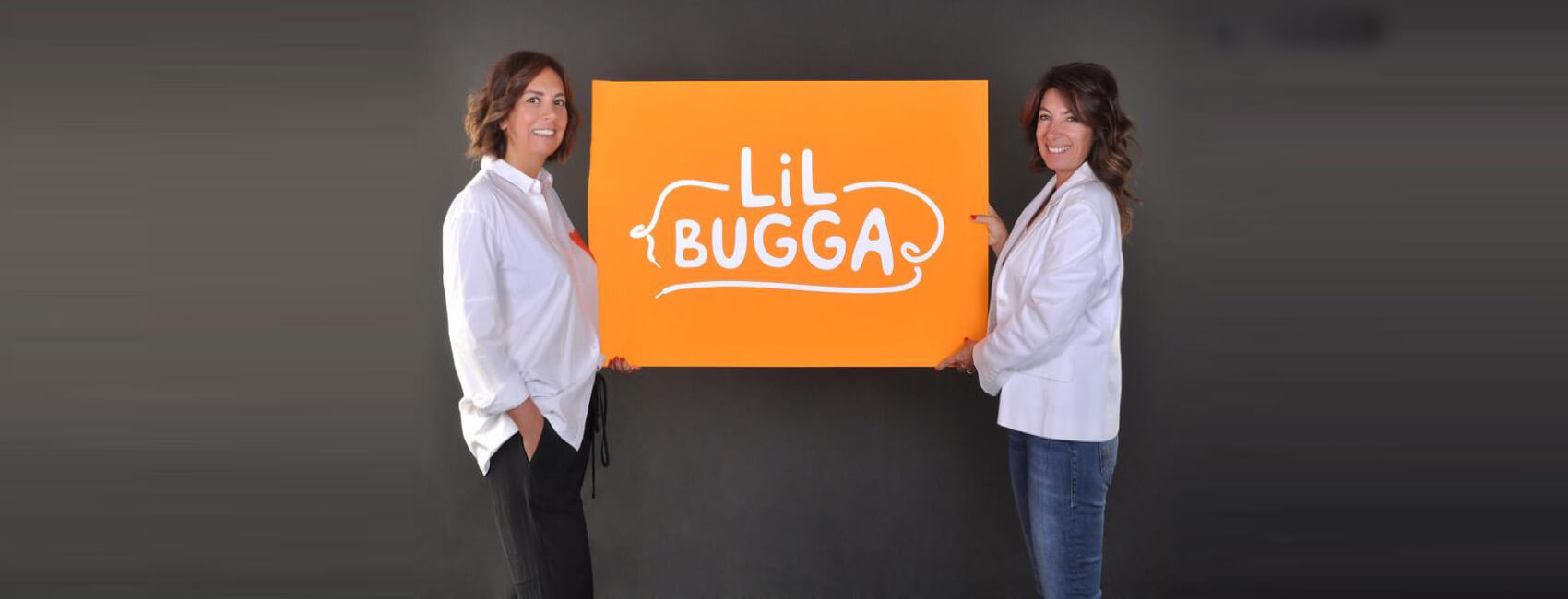 Lil Bugga markasının kurucuları Özlem Erkan ve Esra Köprülü 