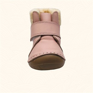 Lil Bugga Appa, gerçek deri, pudra rengi, kız bebekler için sağlıklı ilk adım ayakkabısı, önden görünüm.