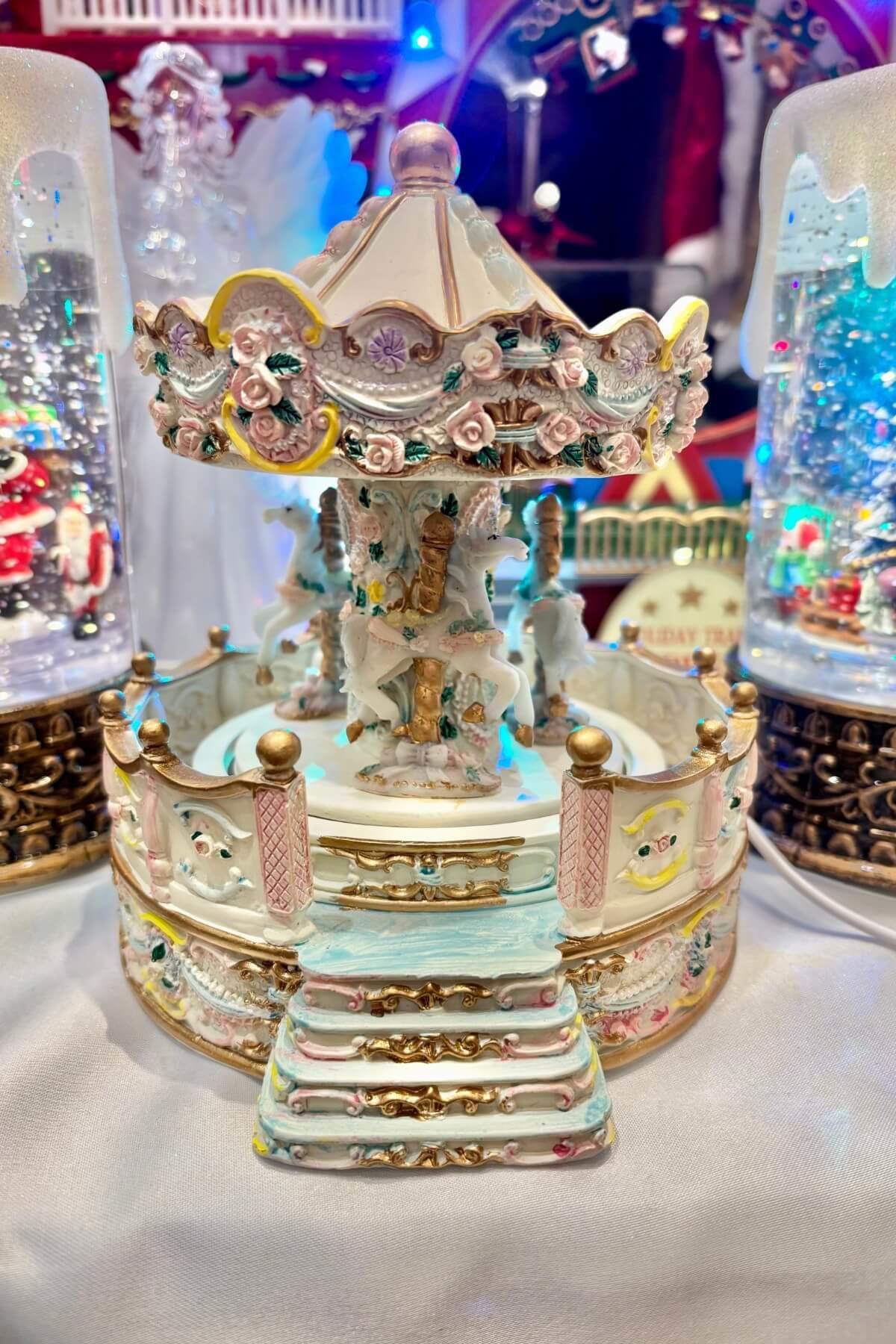 14148 16,5cm Krem Gold Atlıkarınca Müzik Kutusu