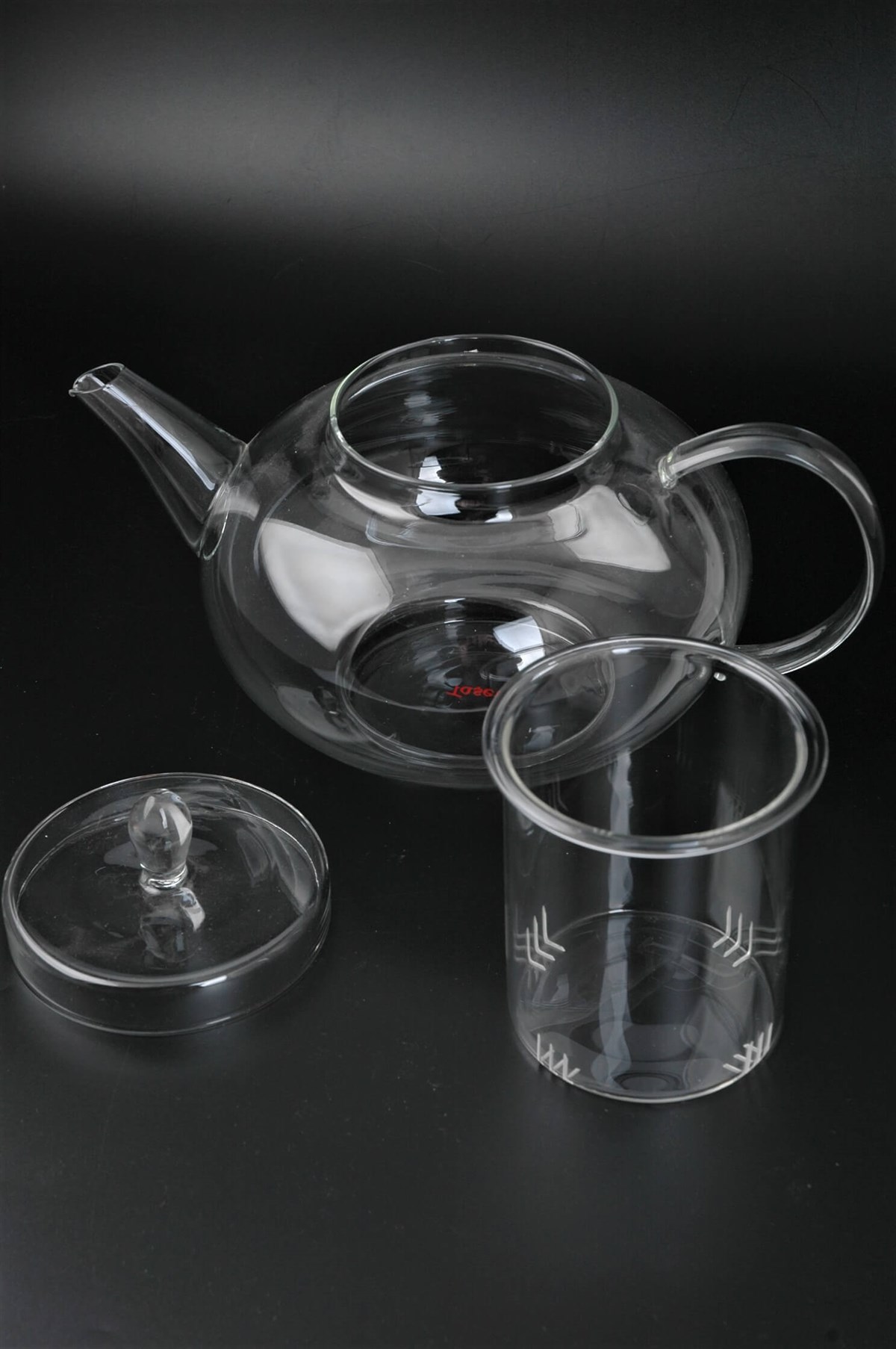 Sonnia Cam Süzgeçli Demlik 1400ml