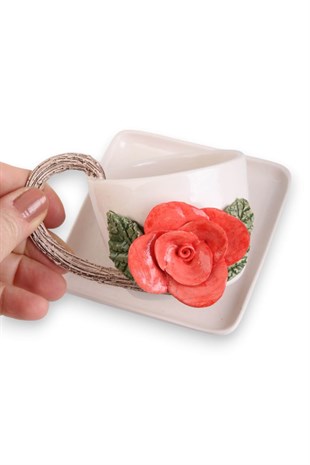 Gül Detaylı Kare Düz  Tabaklı Kahve Fincanı