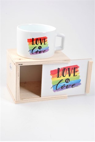 Love is Love Tasarımlı Kutulu Kupa