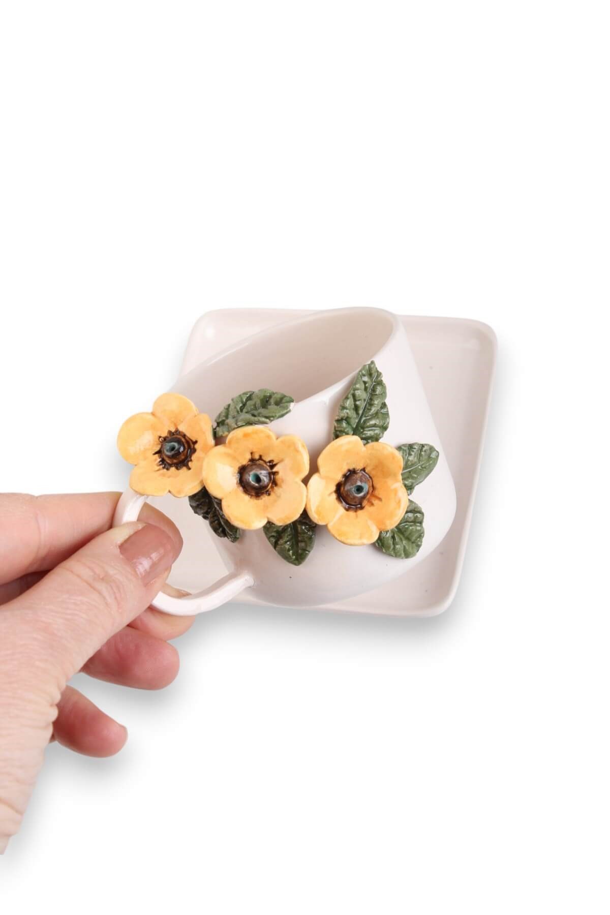 Anemone Detaylı Kare Düz  Tabaklı Kahve Fincanı