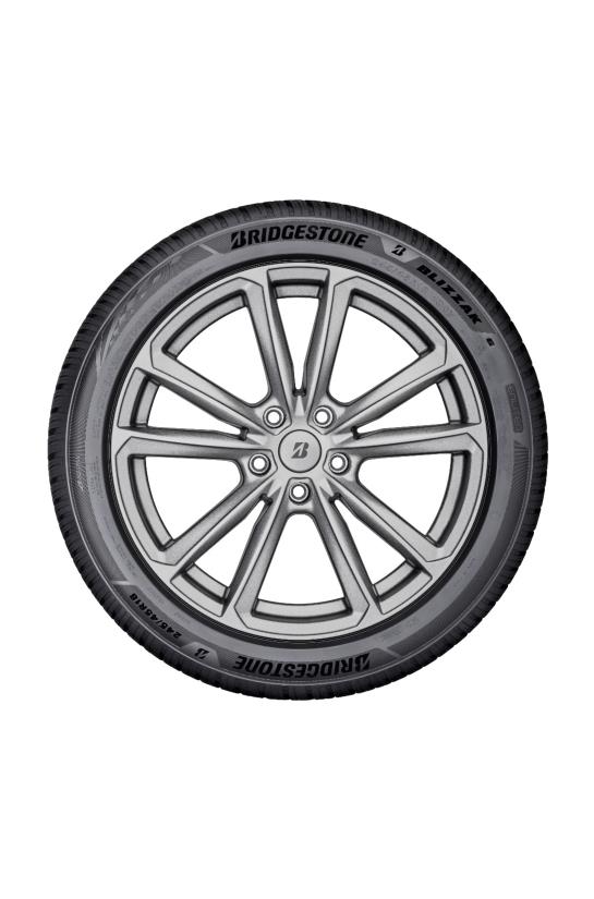 Bridgestone 235/40R20 96W XL Blizzak 6 Kış Lastiği (2025)