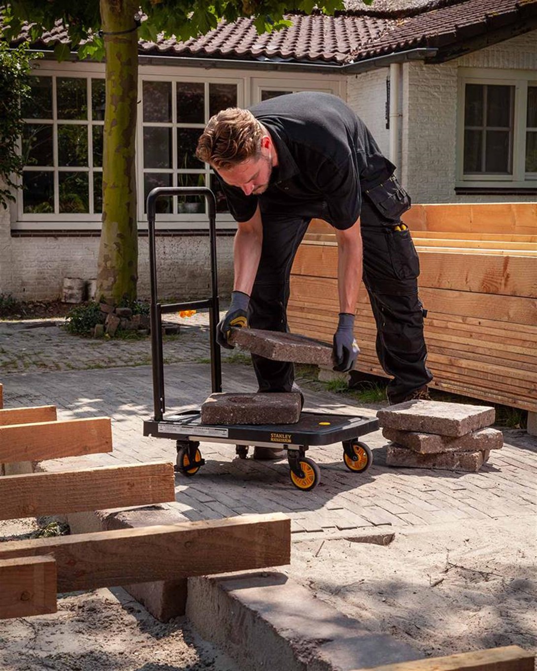Stanley FATMAX FX712 120Kg Profesyonel Katlanabilir Paket Taşıma Arabası