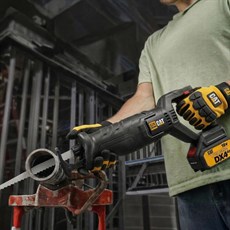 CAT DX5060B 18Volt Profesyonel Tilki Kuyruğu Testere (Akü Dahil Değildir)