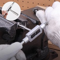 WORKPRO WP309008 32 Parça Profesyonel Metrik Kılavuz ve Pafta Takımı Diş Açma Seti